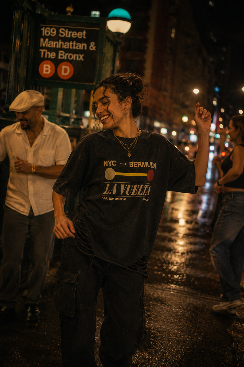 LA VUELTA Subway Sign Tee – NYC Bermuda Vintage Streetwear Oversized Boxy Drop Shoulder Raw Hem Snow Washed Heavyweight Cotton T-Shirt – Latin Takeover NYC Latin Dance Travel Graphic Tee Unisex Men Women